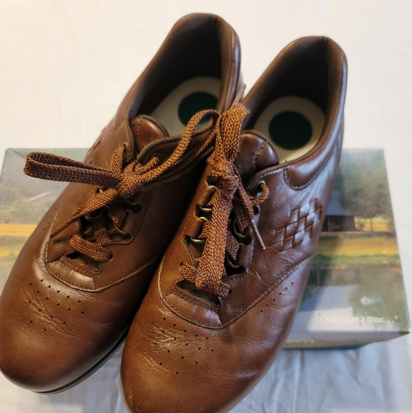Women's SAS Freetime Teak Coolstep Lace Up Shoes Size 9M NIB - Picture 1 of 6